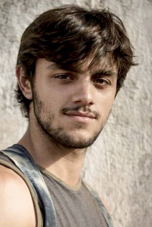 Felipe Simas